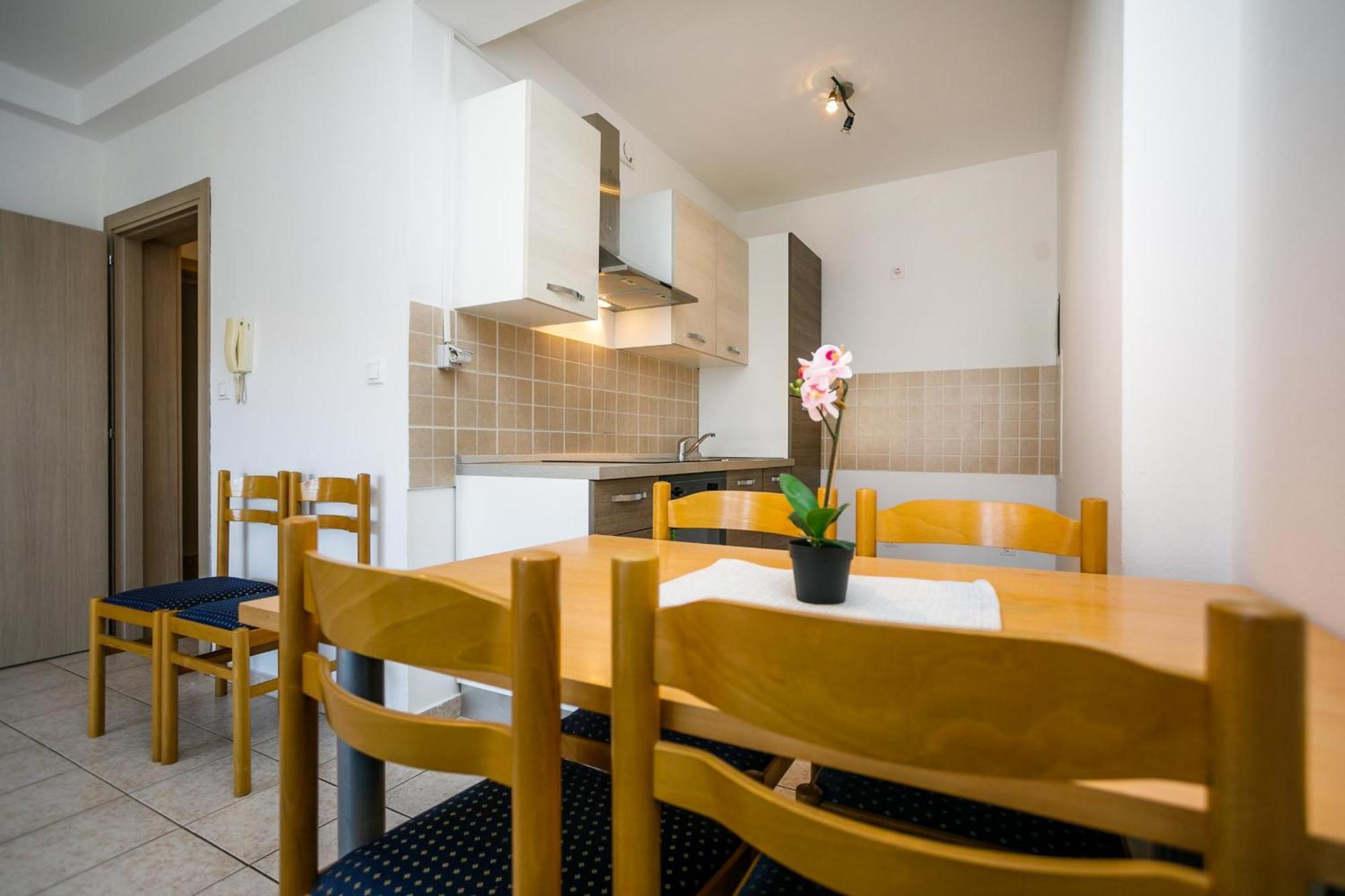 Apartment Pirun Baška Eksteriør bilde