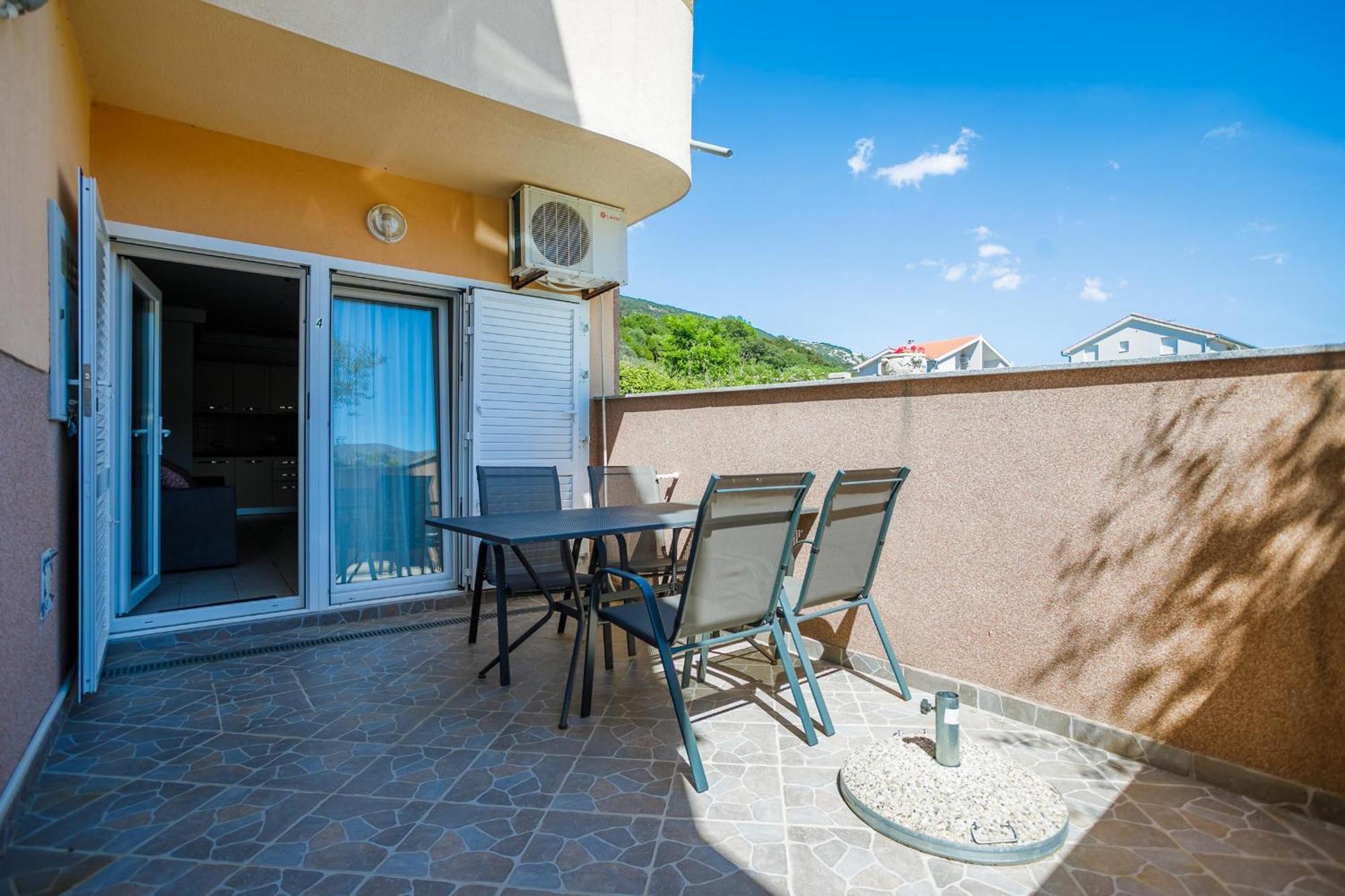 Apartment Pirun Baška Eksteriør bilde