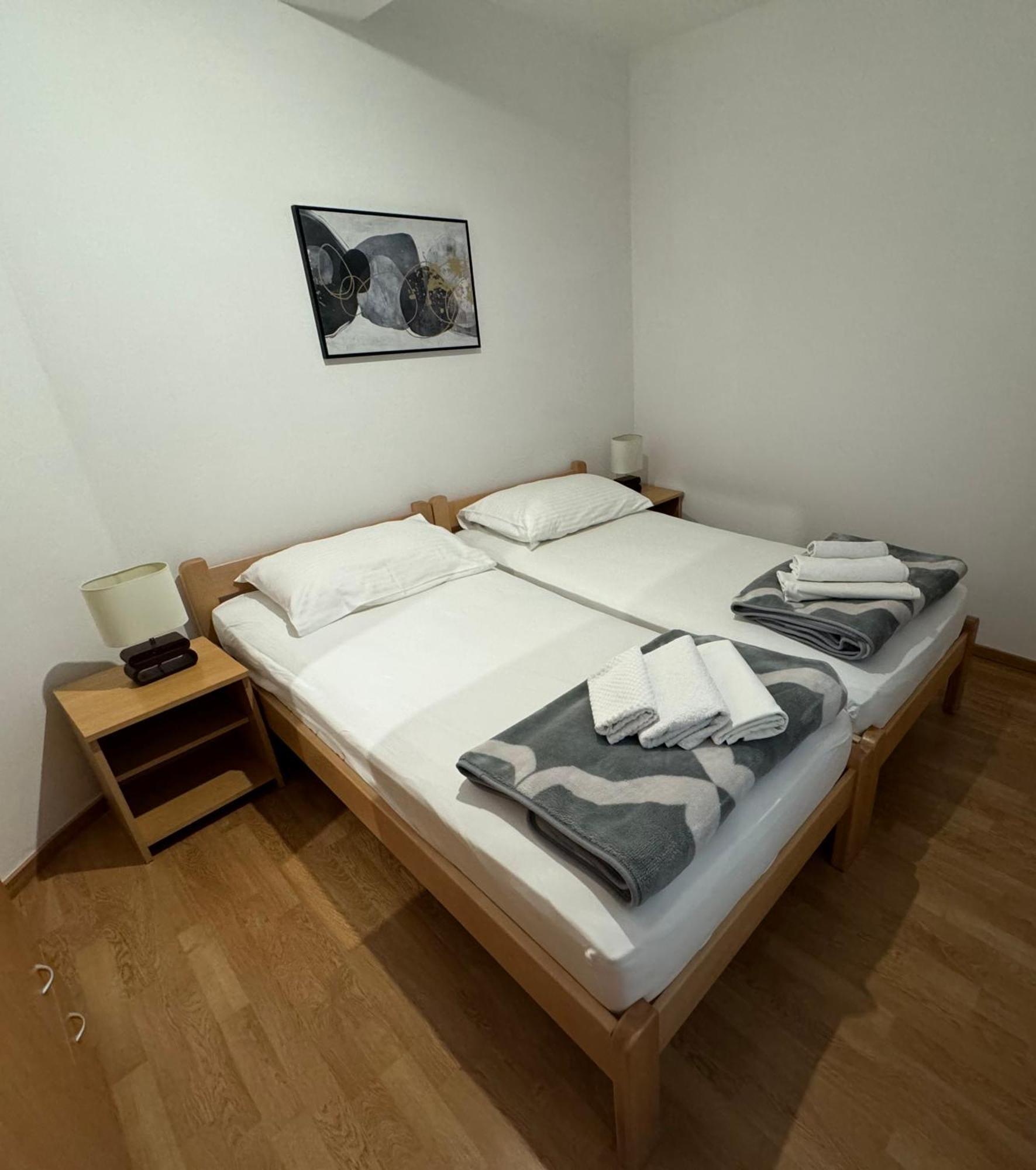 Apartment Pirun Baška Eksteriør bilde